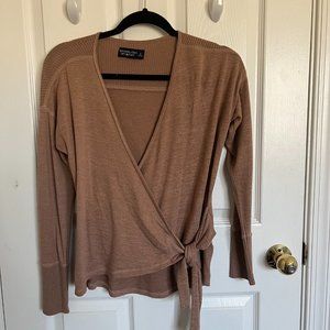 Abercrombie and Fitch Blouse Long Sleeve Wrap Top Size Small